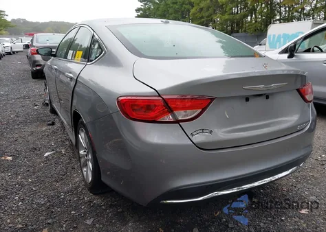 2015 Chrysler 200 Limited z USA, uszkodzony, nr VIN 1C3CCCAB9FN563022